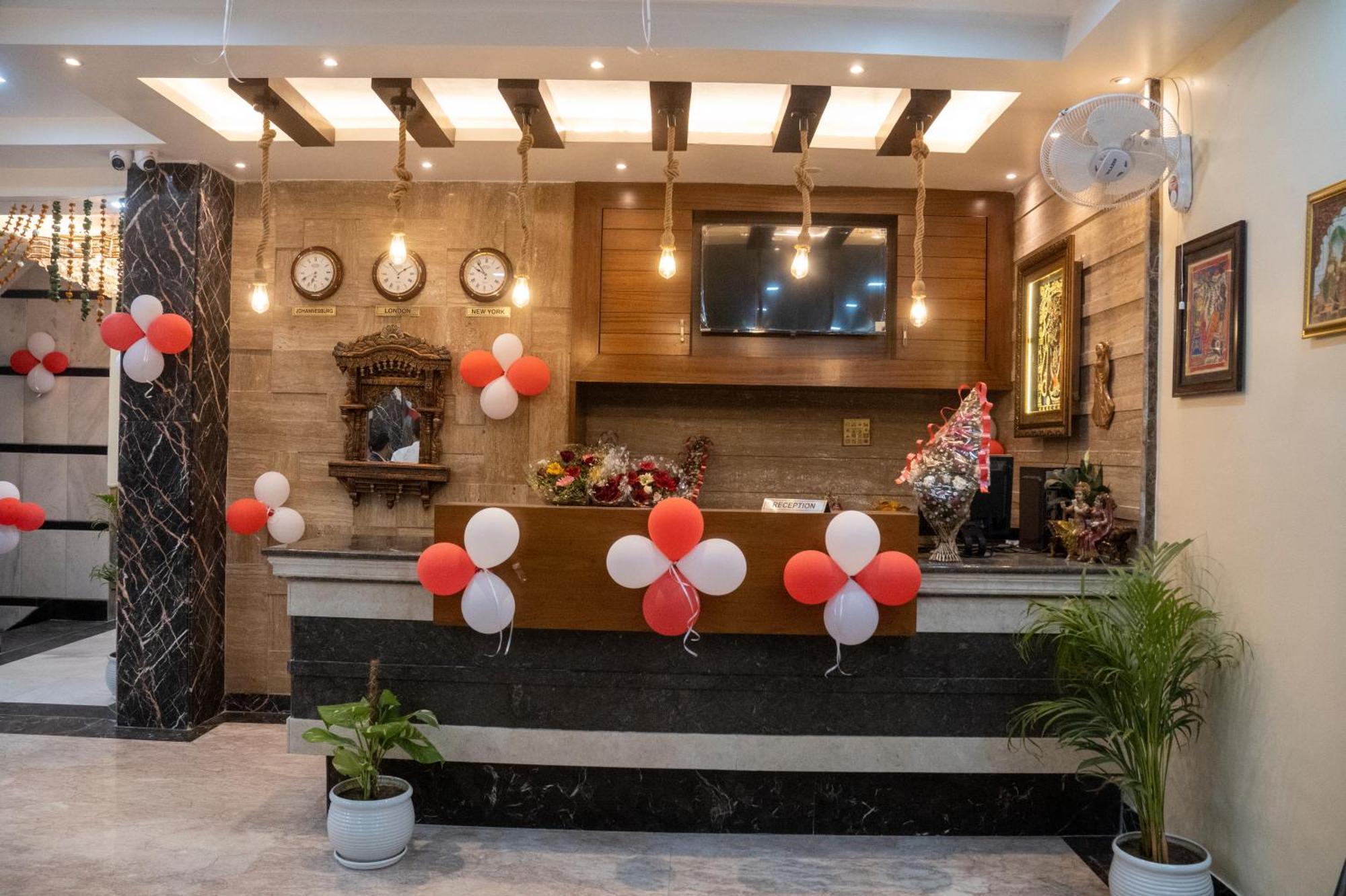 Hotel Sun Grand Agra  Bagian luar foto